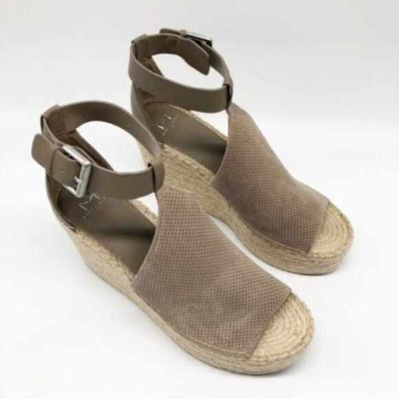 MARC FISHER Annie Perforated Espadrille Wedge - Picture 3 of 7
